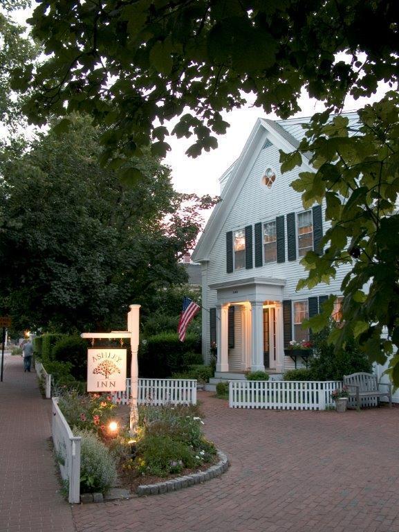 Ashley Inn Эдгартаун Экстерьер фото